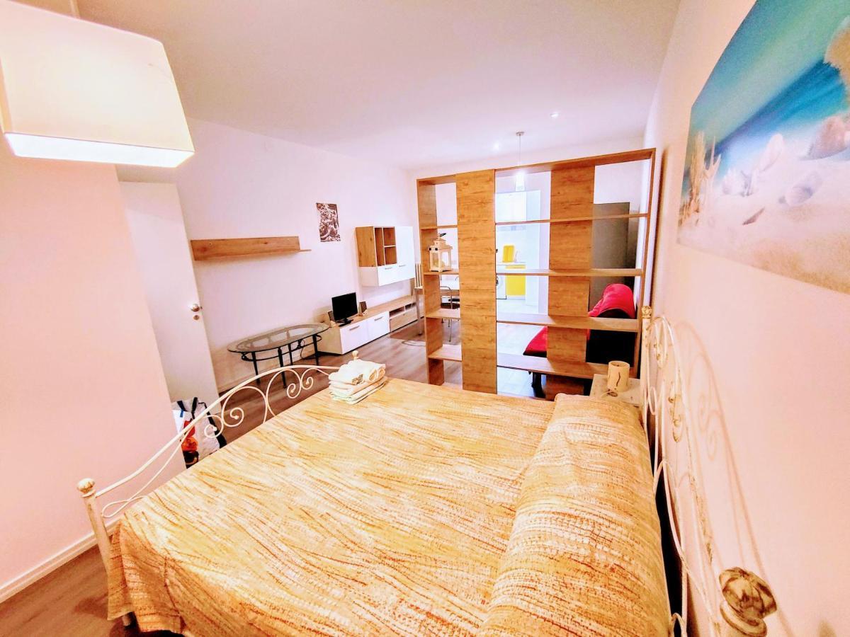 Casa Via Leuca Apartment Лече Екстериор снимка